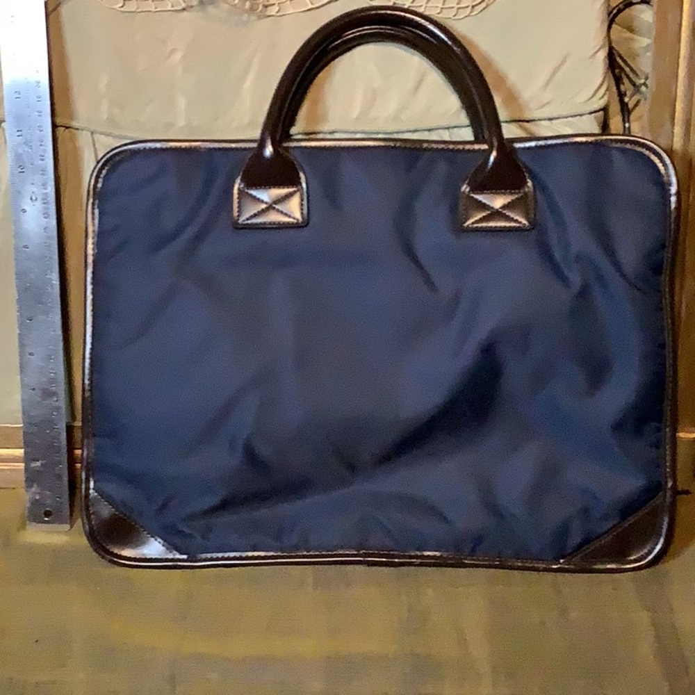 Simple Nylon Brief Case With Multiple Compartments - image 1